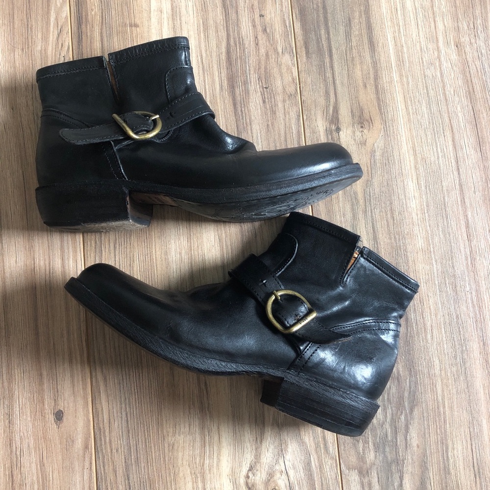 Fiorentini Baker short black leather boots size 36